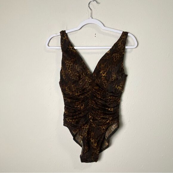 Miraclesuit One Piece Animal Print Ruched Swimsuit Women's Size 12 - Picture 3 of 14